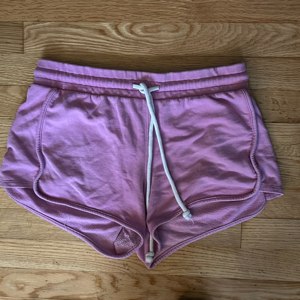 Universal thread women’s size small pink shorts!